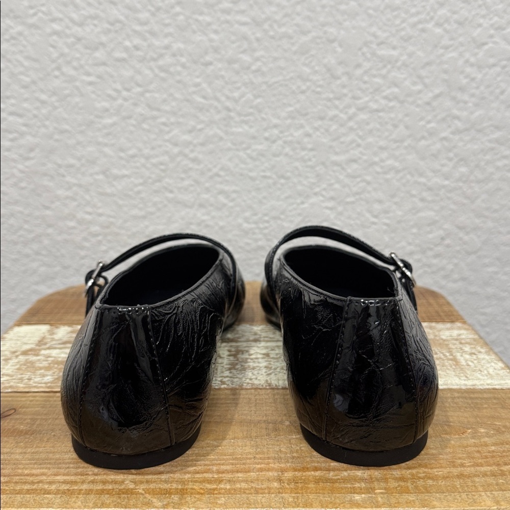 Katy Perry The Evie Black Patent Crinkle Mary Janes Size 9 - Picture 6 of 7